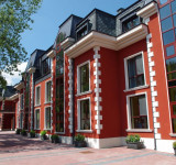 hall: MindHub - ЧОУ „Д-р Петър Берон“